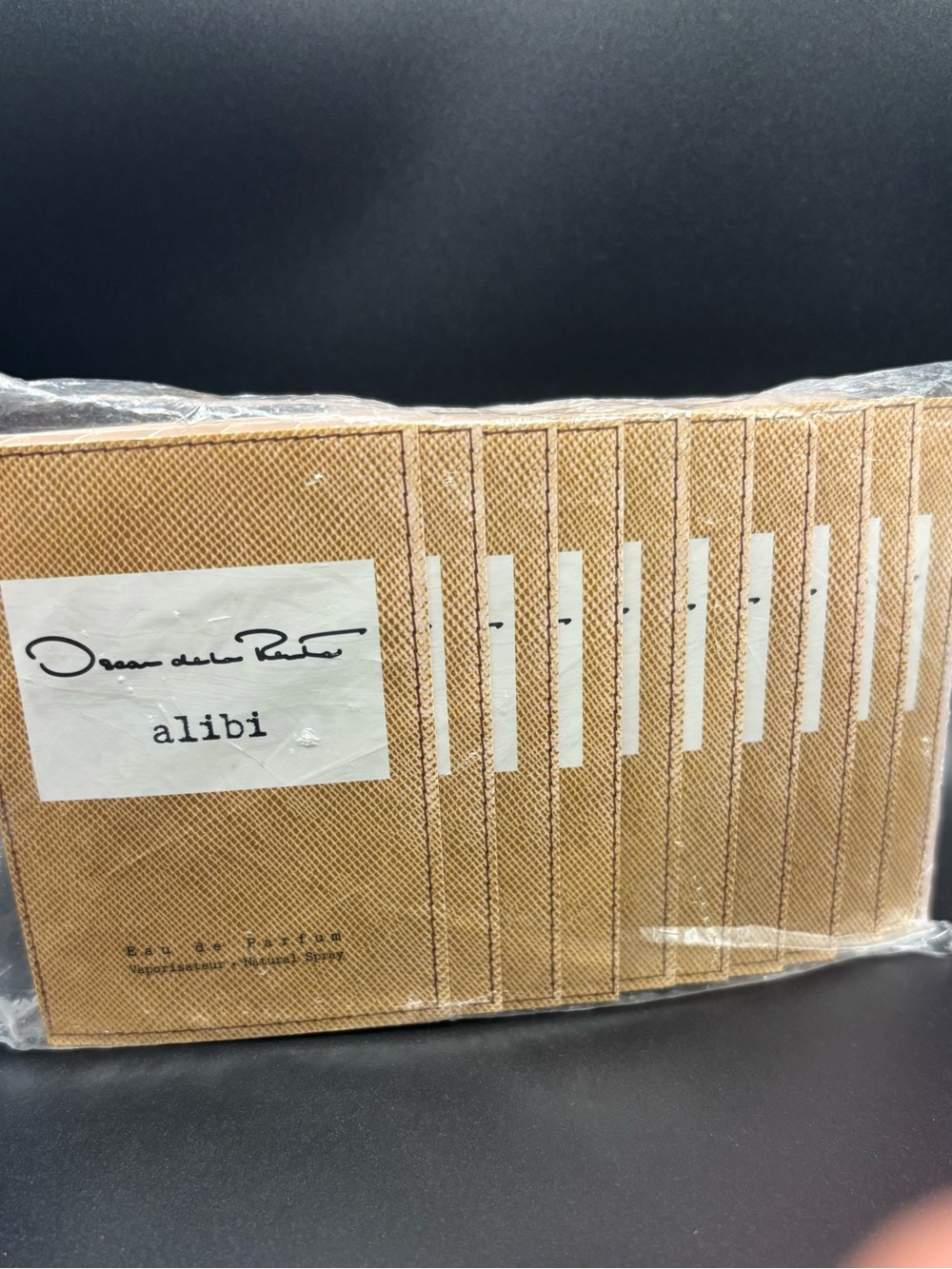 Oscar de la Renta Alibi x10 samples